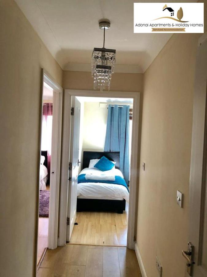 2 Bedroom Apartment At Dagenham , Adonai Serviced Accommodation, Free Wifi And Parking Exterior foto