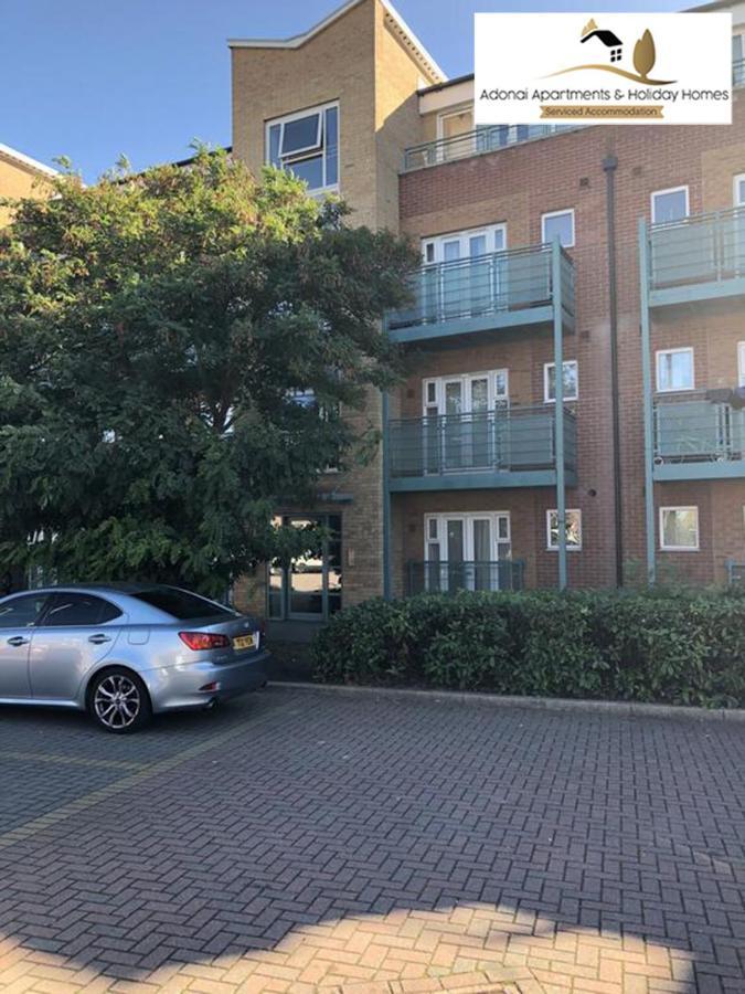 2 Bedroom Apartment At Dagenham , Adonai Serviced Accommodation, Free Wifi And Parking Exterior foto